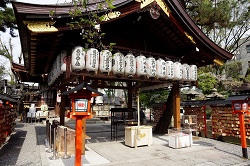 安井金比羅宮拝殿