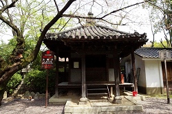 薬師堂