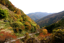 野栗沢　奥名郷地区の紅葉